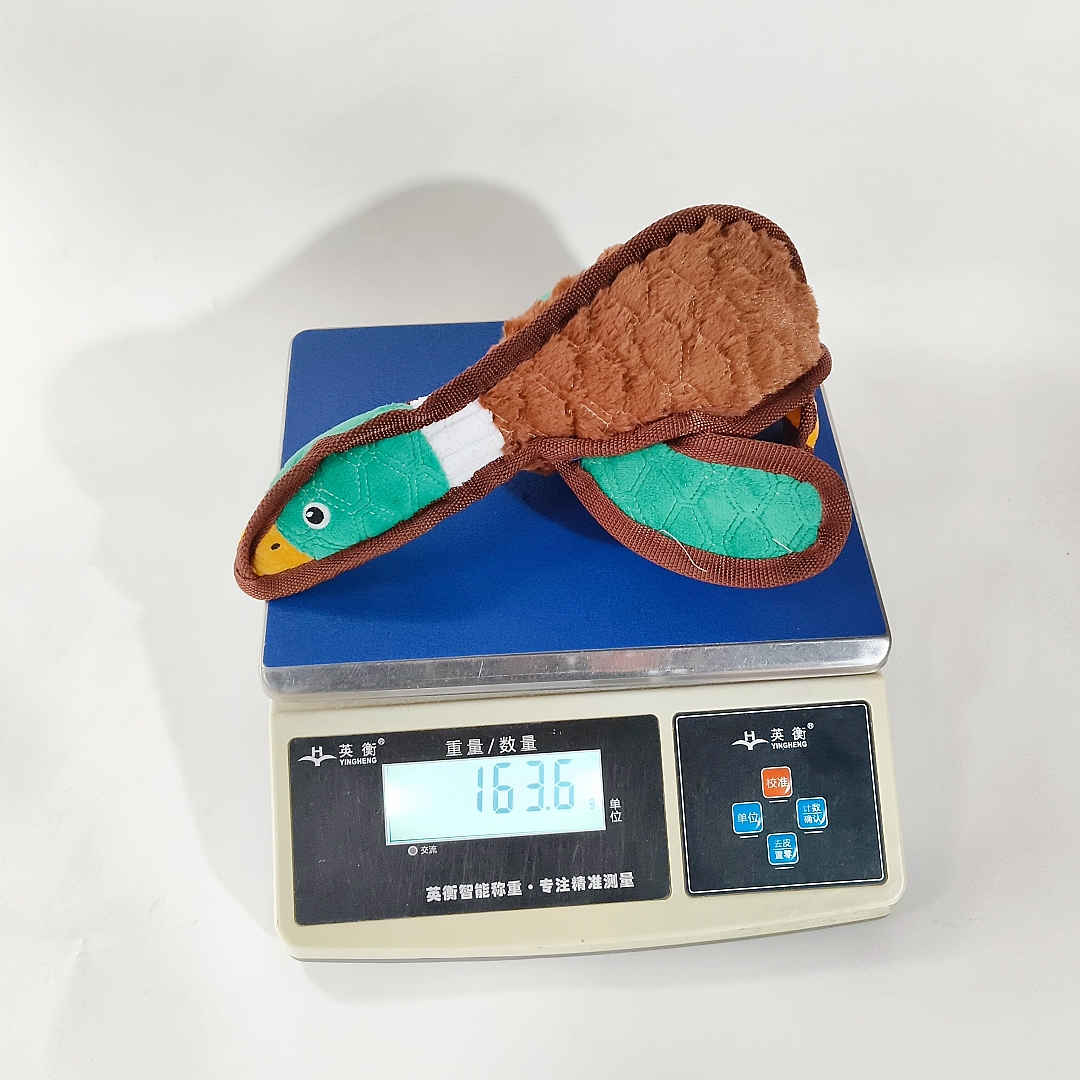 푹신한 오리 애니메이션 부드러운 속이 없는 대화형 봉제 인형 도매 개 삐걱거리는 장난감