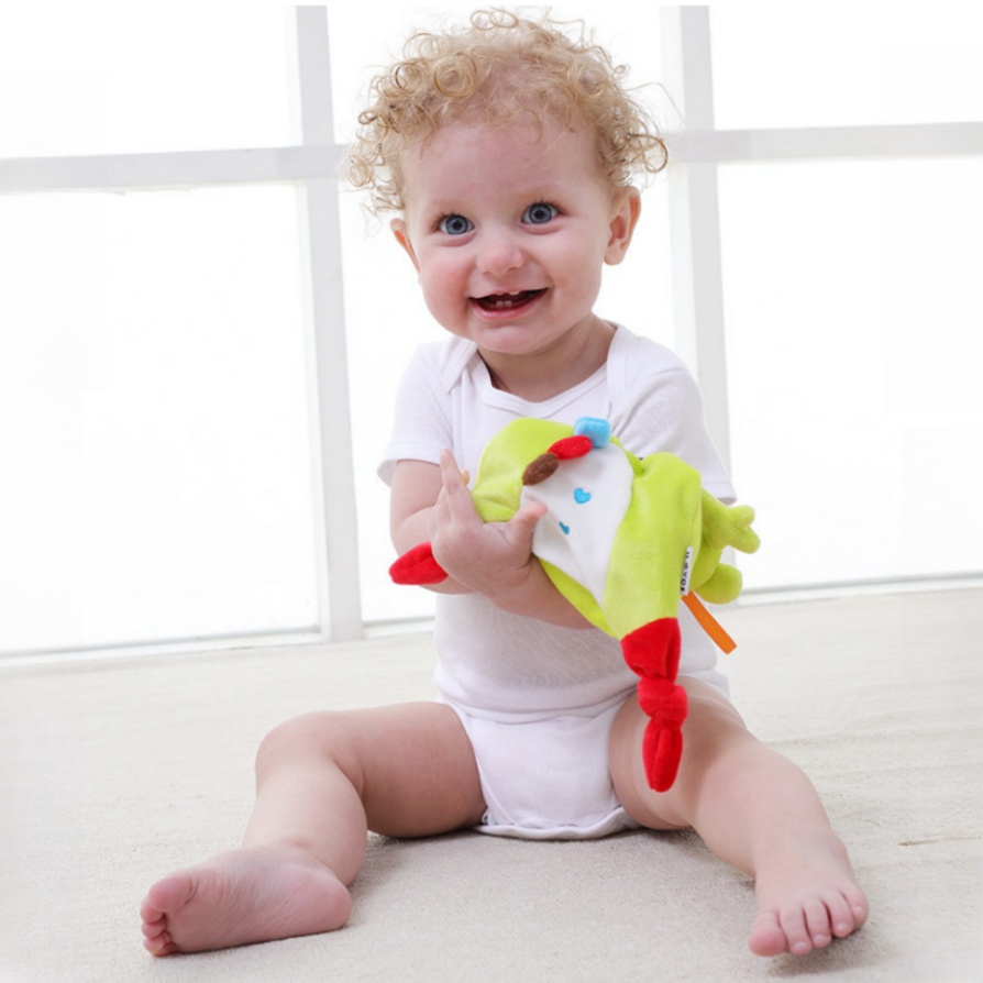 Kind vergesel Speelgoed Pasgemaakte sagte strokiesprent Handpop Baby Bibs